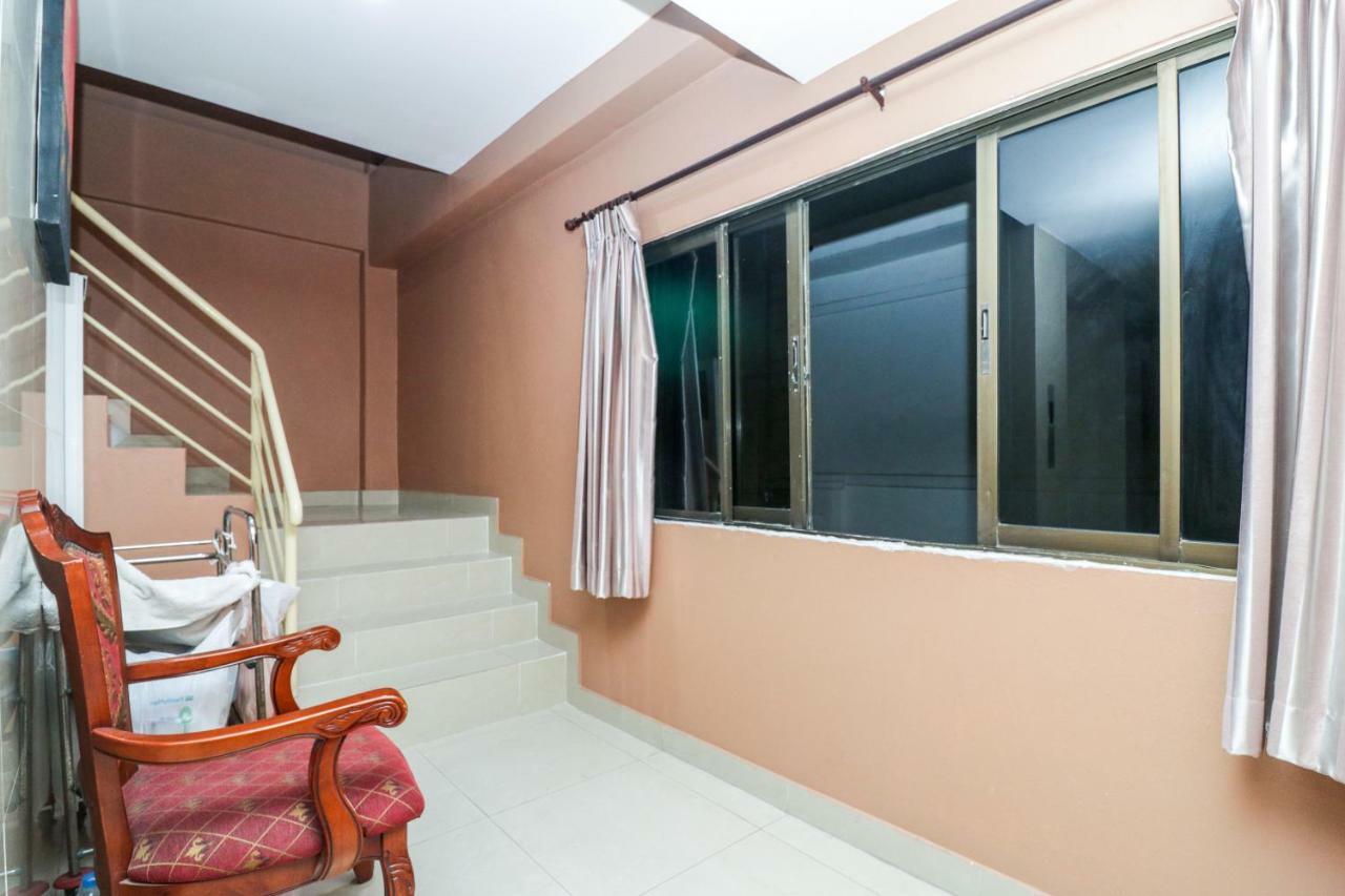 Oyo 131 Griebs Inn Pattaya Eksteriør billede