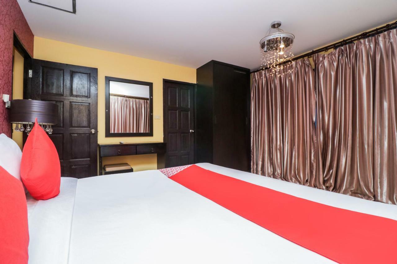 Oyo 131 Griebs Inn Pattaya Eksteriør billede
