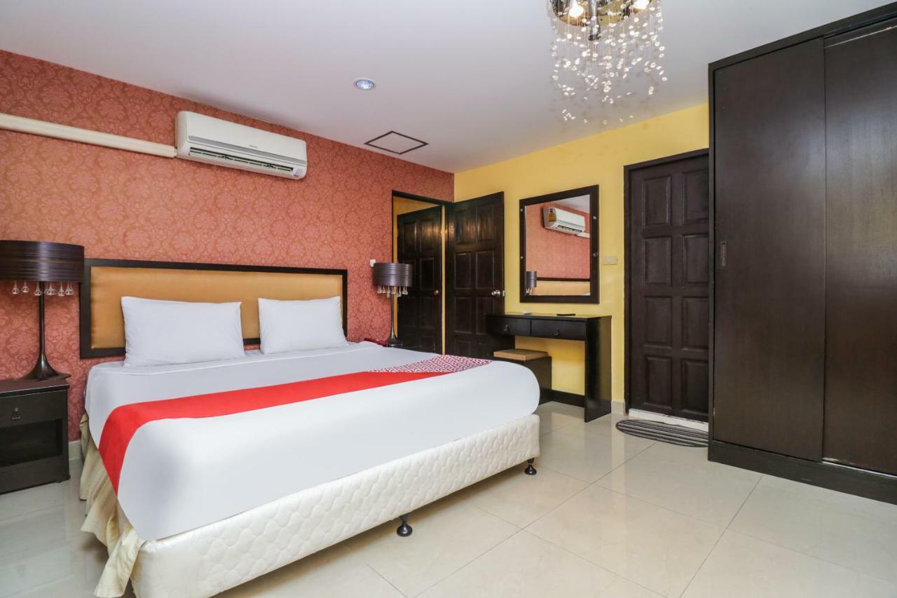 Oyo 131 Griebs Inn Pattaya Eksteriør billede
